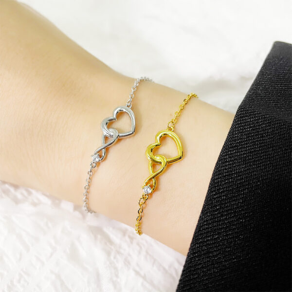 Pulsera con Diseño de Corazón