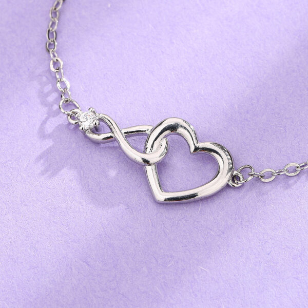 Pulsera con Diseño de Corazón - Imagen 2